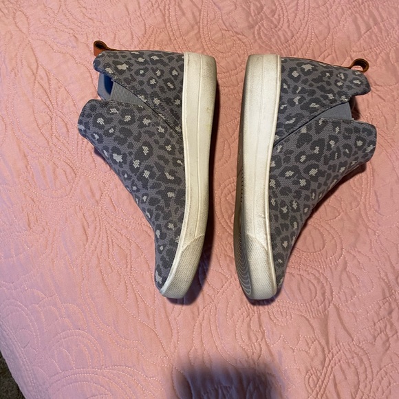 Like new “Vera” Wedge bootie sneaker from Ryka - Picture 4 of 7